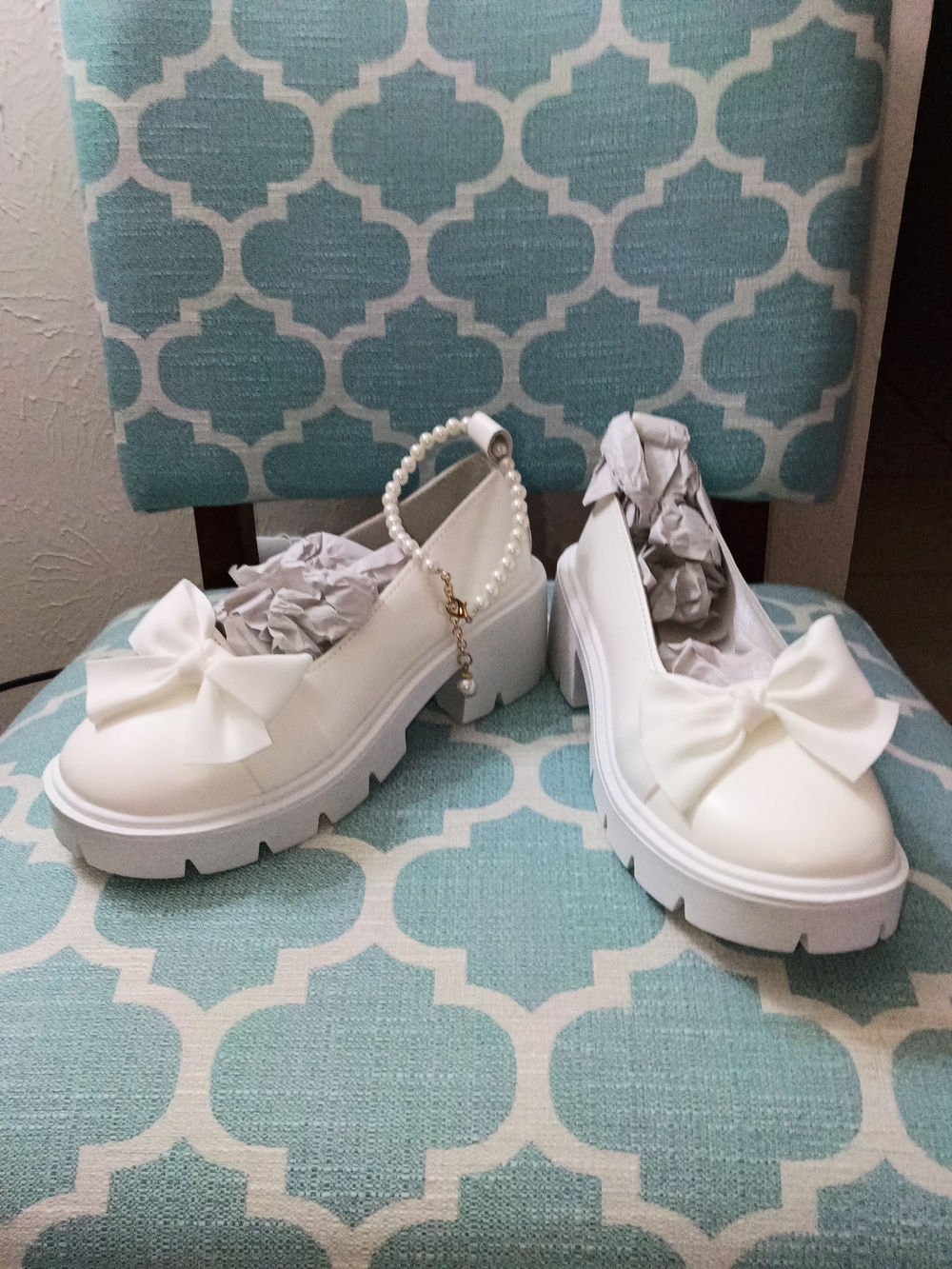 Bow-Accent White Chunky Loafers with Pearl Ankle Charm